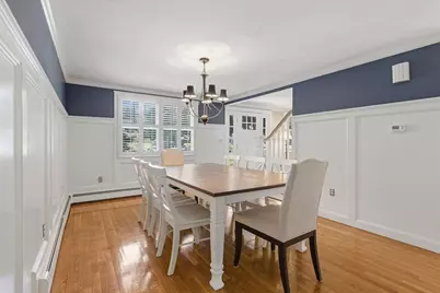 7 Lawrence Cir, Medfield, MA 02052 - Photo 7