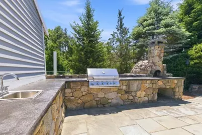 7 Lawrence Cir, Medfield, MA 02052 - Photo 33