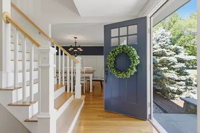 7 Lawrence Cir, Medfield, MA 02052 - Photo 5