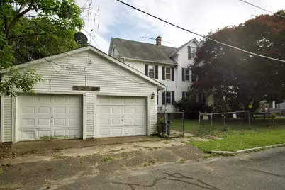 59-61 Carlisle St, Springfield, MA 01109 - Photo 9