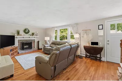 223 Plum Hollow Rd, Falmouth, MA 02536 - Photo 11