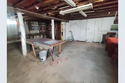 187 Earle St, New Bedford, MA 02746 - Photo 41