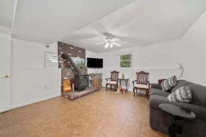 61 Chapel St, Pembroke, MA 02359 - Photo 19