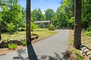 61 Chapel St, Pembroke, MA 02359 - Photo 5