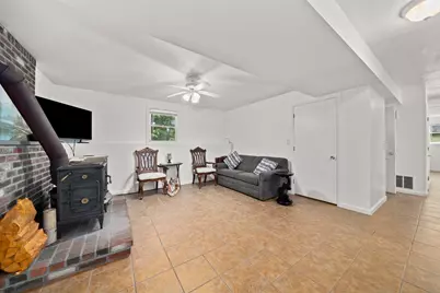 61 Chapel St, Pembroke, MA 02359 - Photo 21