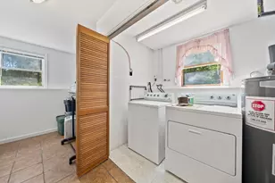 61 Chapel St, Pembroke, MA 02359 - Photo 27