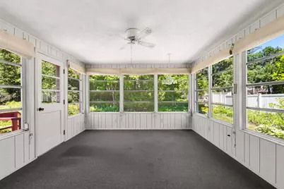 15 Pleasant St, Burlington, MA 01803 - Photo 9