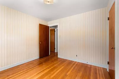 15 Pleasant St, Burlington, MA 01803 - Photo 17