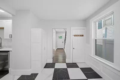 38 S Lincoln, Haverhill, MA 01835 - Photo 11