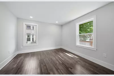 38 S Lincoln, Haverhill, MA 01835 - Photo 7