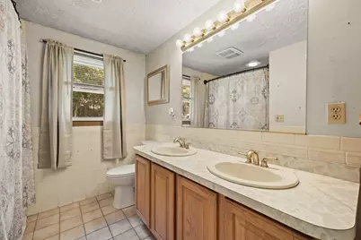 738 King Philip St, Raynham, MA 02767 - Photo 15