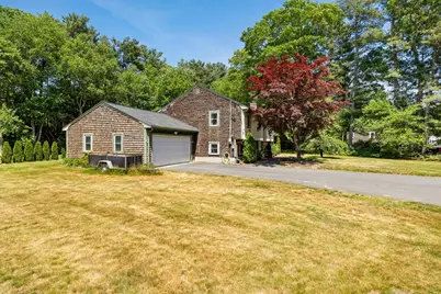 738 King Philip St, Raynham, MA 02767 - Photo 27
