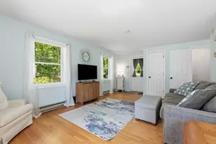 68 Laurel St, Greenfield, MA 01301 - Photo 11