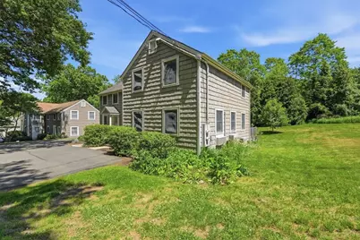 68 Laurel St #B, Greenfield, MA 01301 - Photo 5
