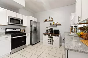 342 Park St, Boston, MA 02124 - Photo 7