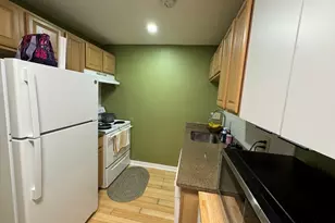 116 Sycamore St, Somerville, MA 02145 - Photo 3