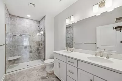 320 Middlesex Ave #D208, Medford, MA 02155 - Photo 11