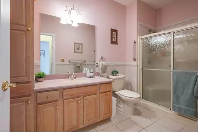38 Holly Ln #38, Dracut, MA 01826 - Photo 17