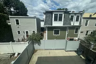 7 Sumner Pl, Boston, MA 02128 - Photo 15