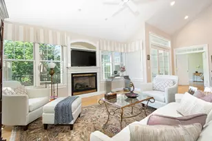 53 Carriage Hill, Southborough, MA 01772 - Photo 15