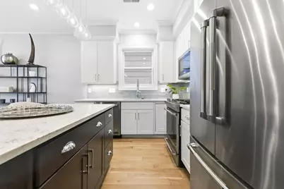 259 Gold St #1, Boston, MA 02127 - Photo 9