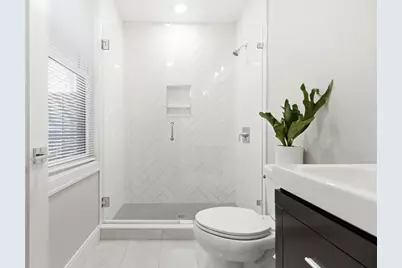 259 Gold St #1, Boston, MA 02127 - Photo 17