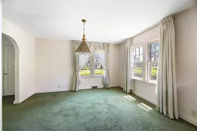216 Springfield St, Chicopee, MA 01013 - Photo 5