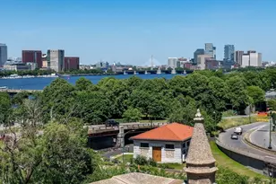 7 Bay State Rd, Boston, MA 02215 - Photo 25