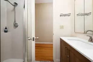 7 Bay State Rd, Boston, MA 02215 - Photo 21