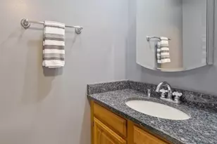34 Country Hollow Ln, Haverhill, MA 01832 - Photo 11