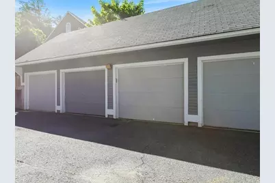 34 Country Hollow Ln #34, Haverhill, MA 01832 - Photo 31