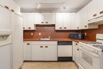 225 Lincoln St. #B5, Duxbury, MA 02332 - Photo 5