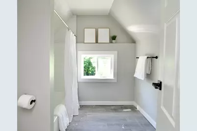 69 Manhattan St, Springfield, MA 01109 - Photo 31