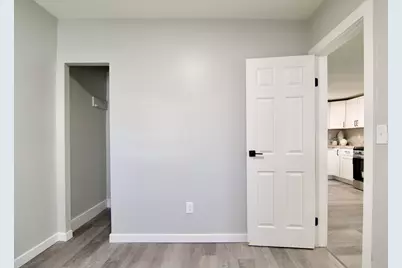 69 Manhattan St, Springfield, MA 01109 - Photo 23