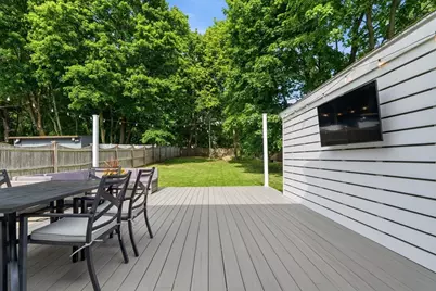12 Brackett Ave, Stoneham, MA 02180 - Photo 15