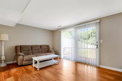 29 Christopher Dr #68, Methuen, MA 01844 - Photo 9