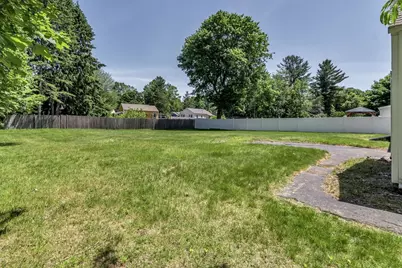 370 Main St, Holden, MA 01520 - Photo 31