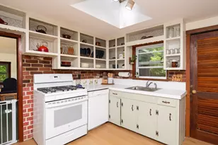 11 Bowman Rd, Mattapoisett, MA 02739 - Photo 5