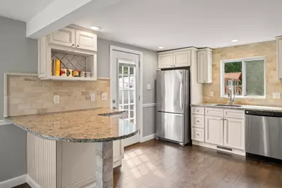 169 Pond St, Cohasset, MA 02025 - Photo 9