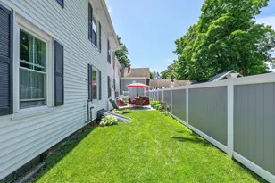 11 High St, West Brookfield, MA 01585 - Photo 3