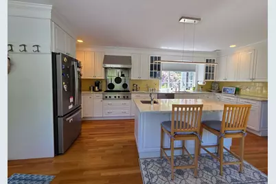 29 Barker St, Pembroke, MA 02359 - Photo 3