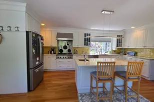 29 Barker St, Pembroke, MA 02359 - Photo 3