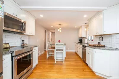 5 Charles St, Peabody, MA 01960 - Photo 7