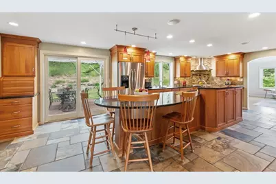 5 Overlook Circle, Westford, MA 01886 - Photo 9