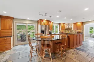 5 Overlook Cir, Westford, MA 01886 - Photo 9