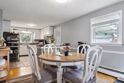 4 Cranston St, Worcester, MA 01606 - Photo 9