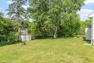 4 Cranston St, Worcester, MA 01606 - Photo 31