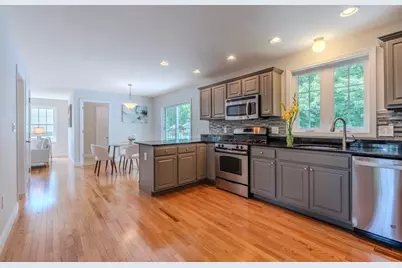 1204 Main Street, Reading, MA 01867 - Photo 15