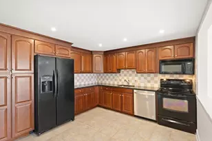 145 Essex Ave, Gloucester, MA 01930 - Photo 7