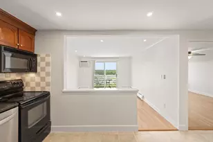 145 Essex Ave, Gloucester, MA 01930 - Photo 11